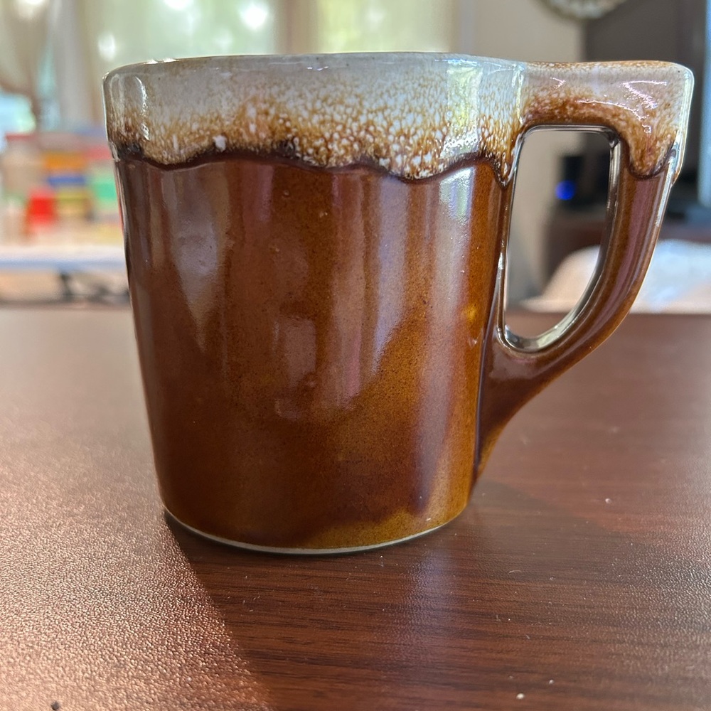 Vintage Monmouth Maple leaf Brown drip glaze Ceramic Mug, holds 12 ounces.